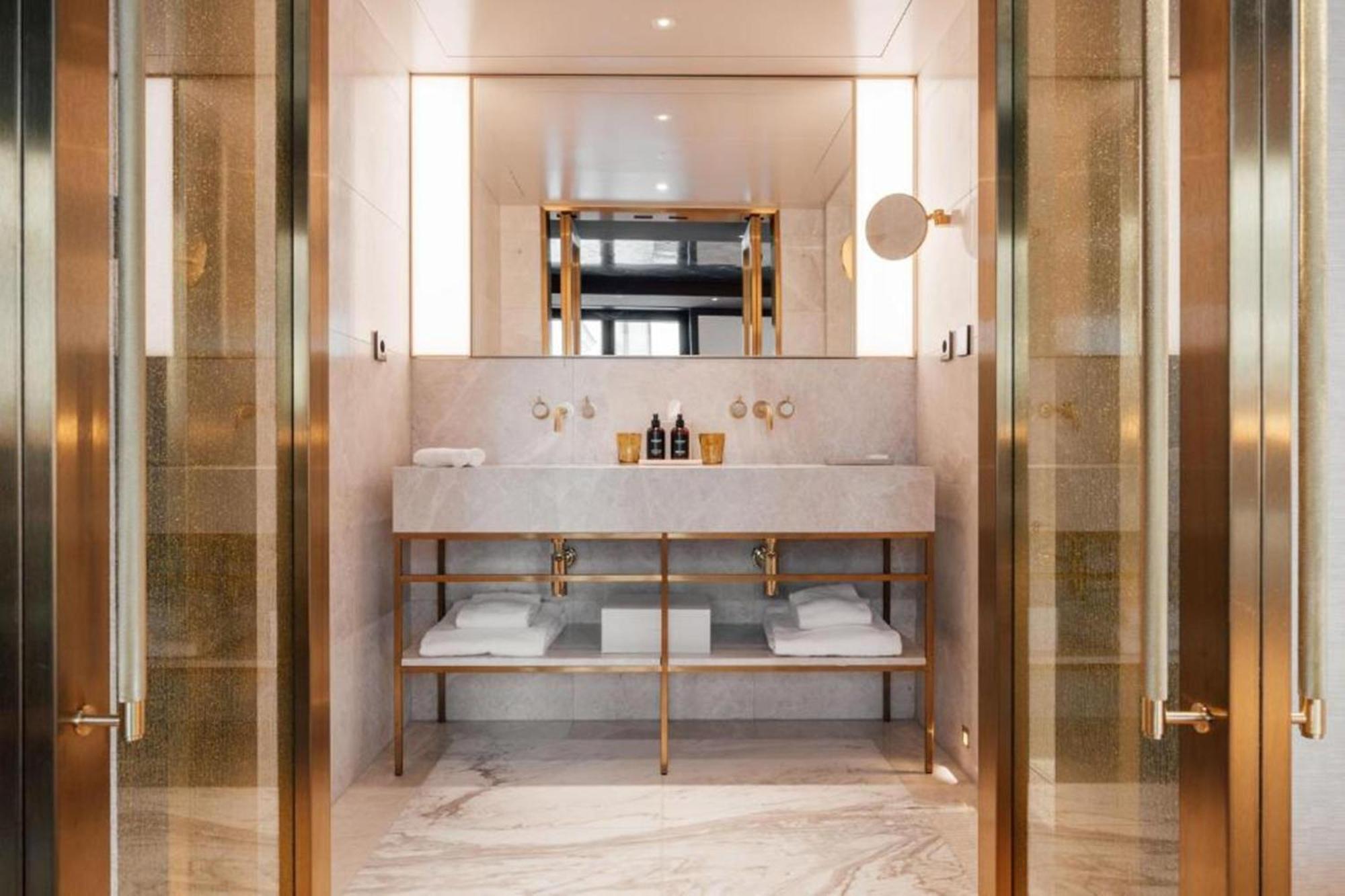 Hotel Almanac Palais Vienna Esterno foto Bathroom